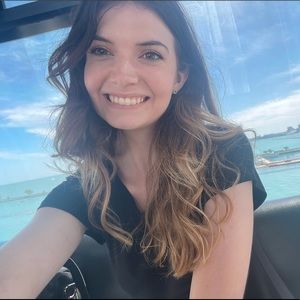 Meet your Posher, Hannah